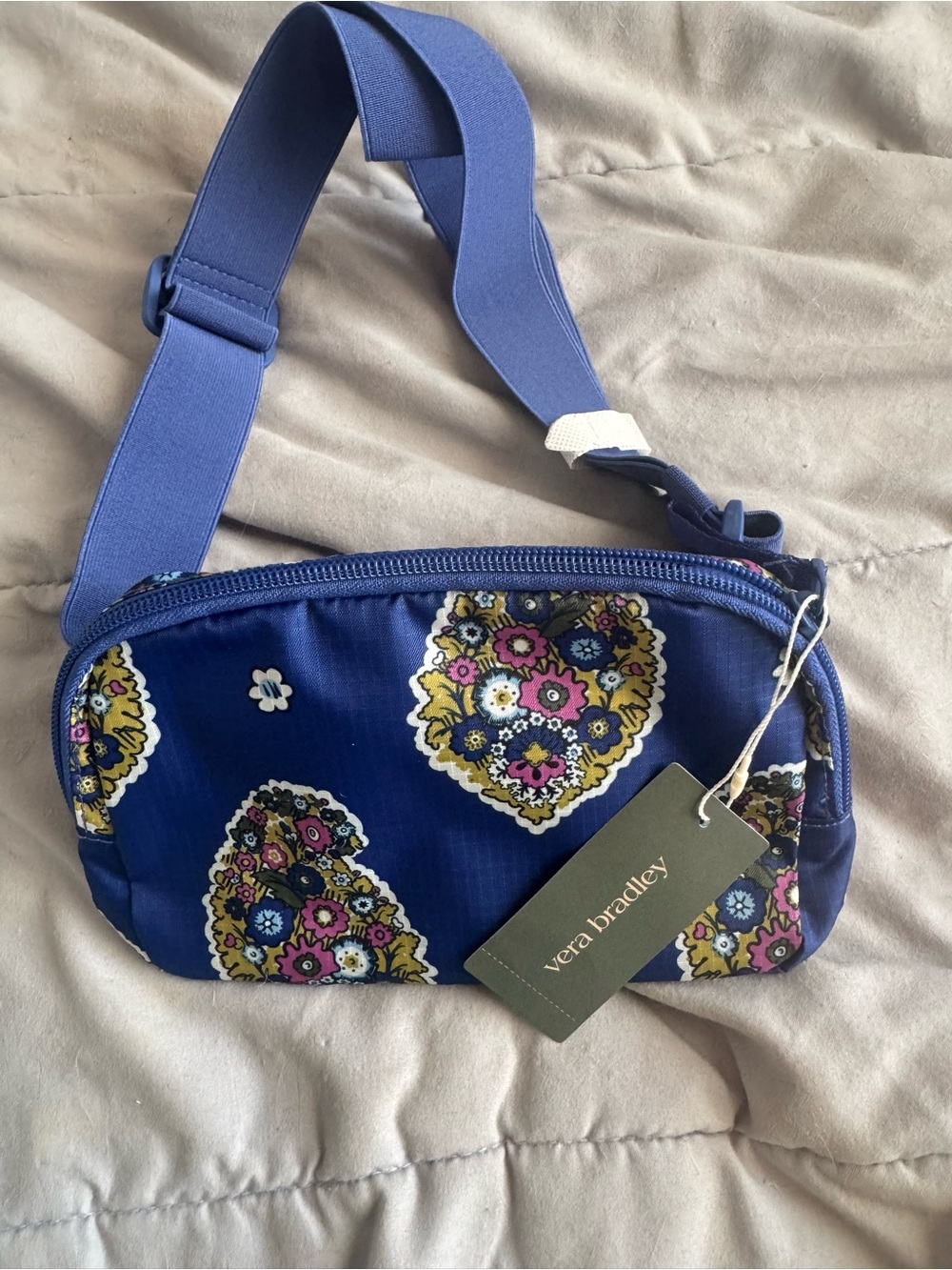 Brand New With Tags Vera Bradley Woodward Small Belt BagPattern